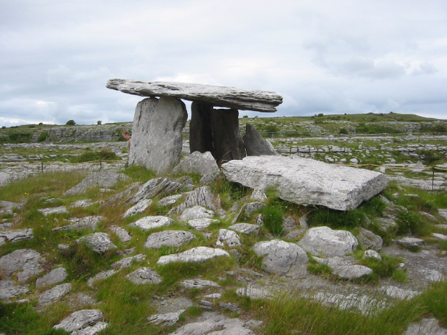 Poulnabrone portal dolmen