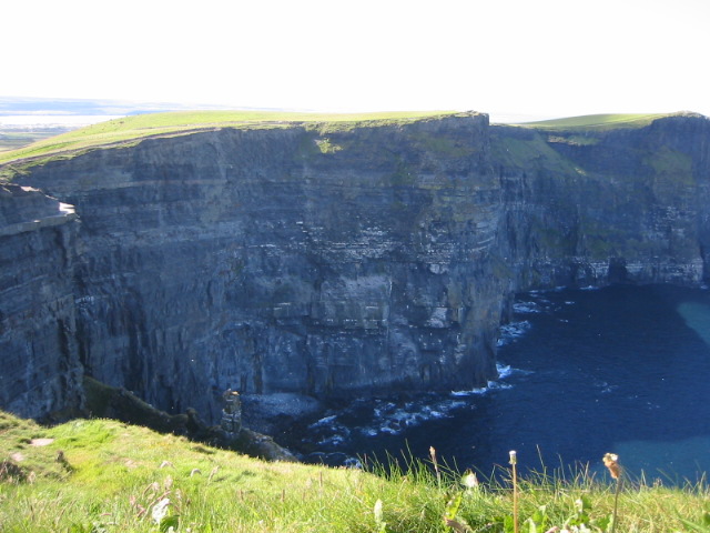 Cliffs of Moher view2