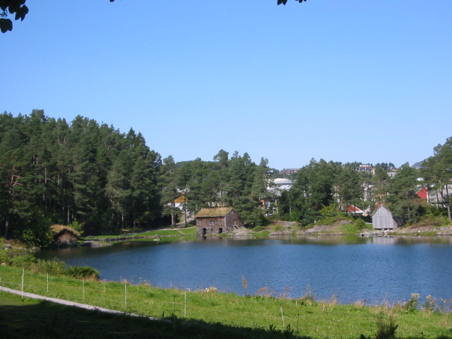 entrance lake