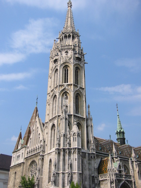 Matthias Church outside