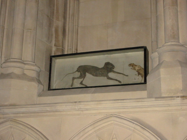 Christ Church cat and mouse