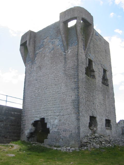 Inisheer signal tower