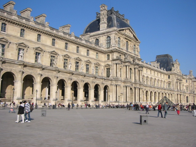 Louvre building