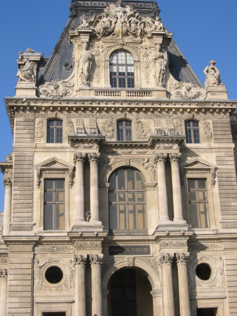 Louvre building