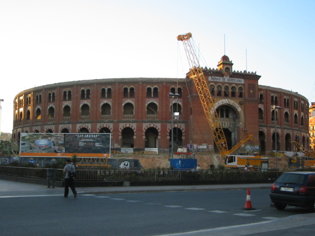 Placa de Toros les Arenes