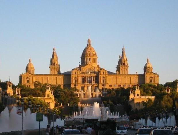 Palau Nacional from down street